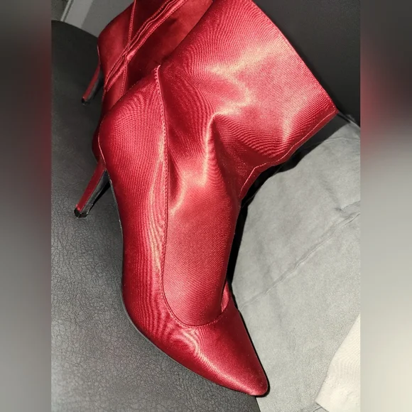 Forever 21 red booties - Picture 2 of 3